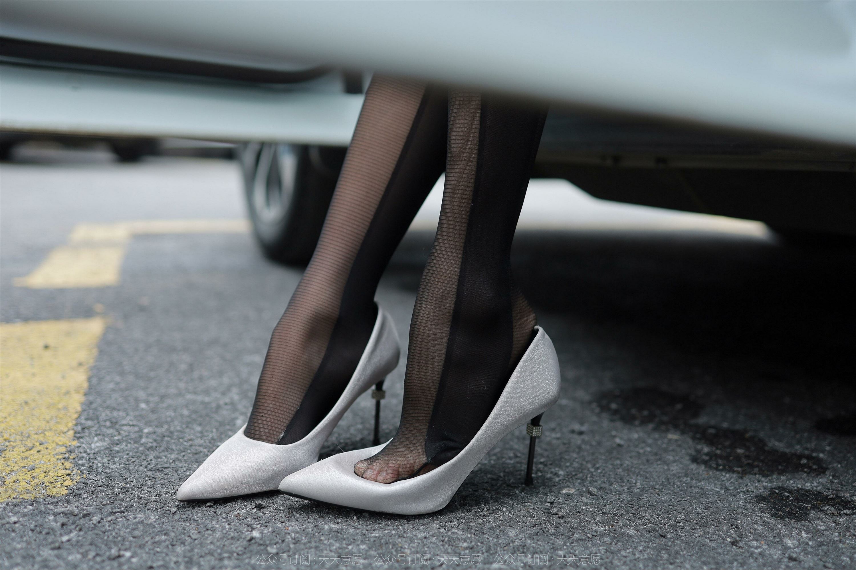 IESS异思趣向  2022.05.23 丝享家 1096：婉萍《黑丝女司机》